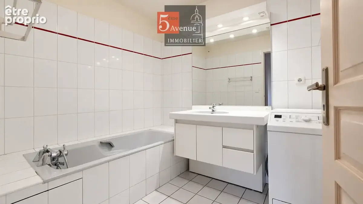 Appartement en duplex de 126 m2 au sol avec parking et ascenseur   proche centre-ville SENLIS - photo 6