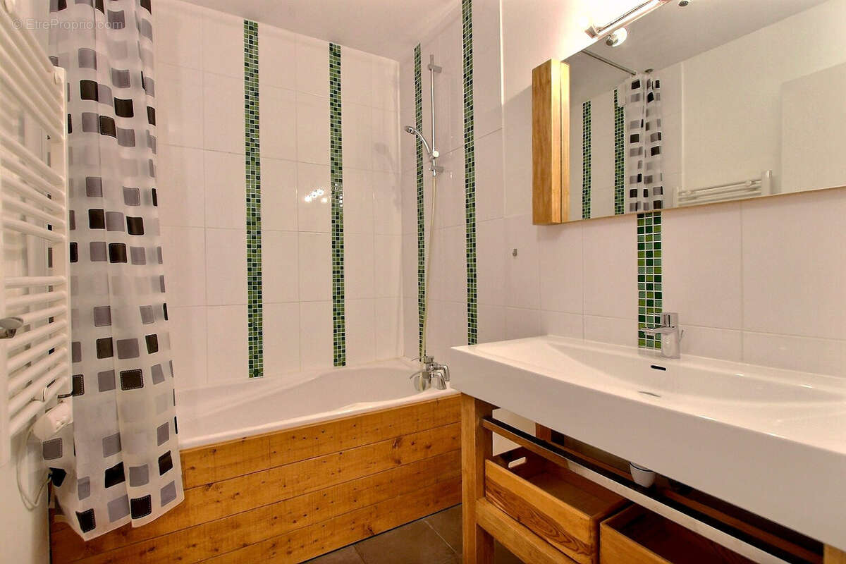 Appartement à MEYTHET