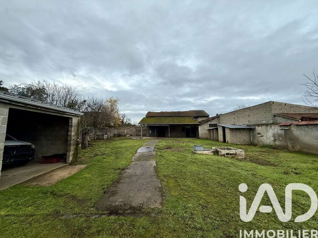 Photo 6 - Maison à MONTLUCON