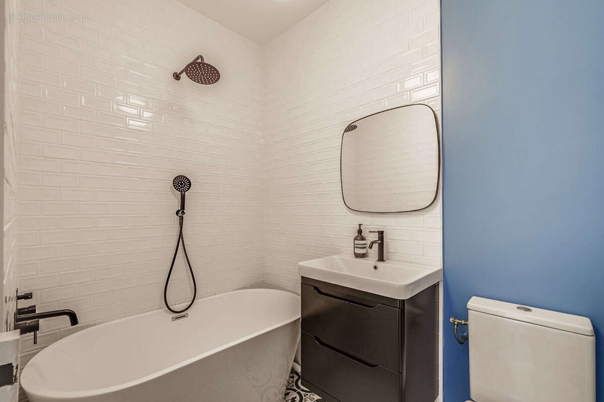 Appartement à PARIS-11E