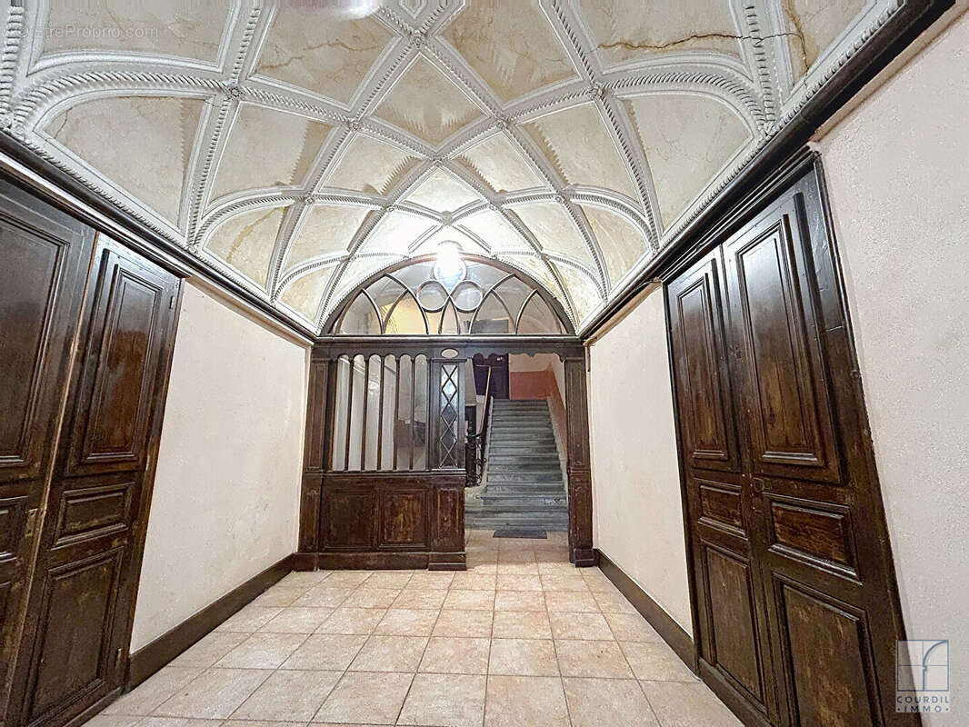 Appartement à NIMES