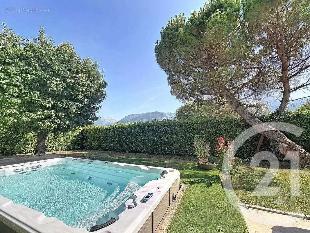 Maison 156 m² à Thyez  - photo 4