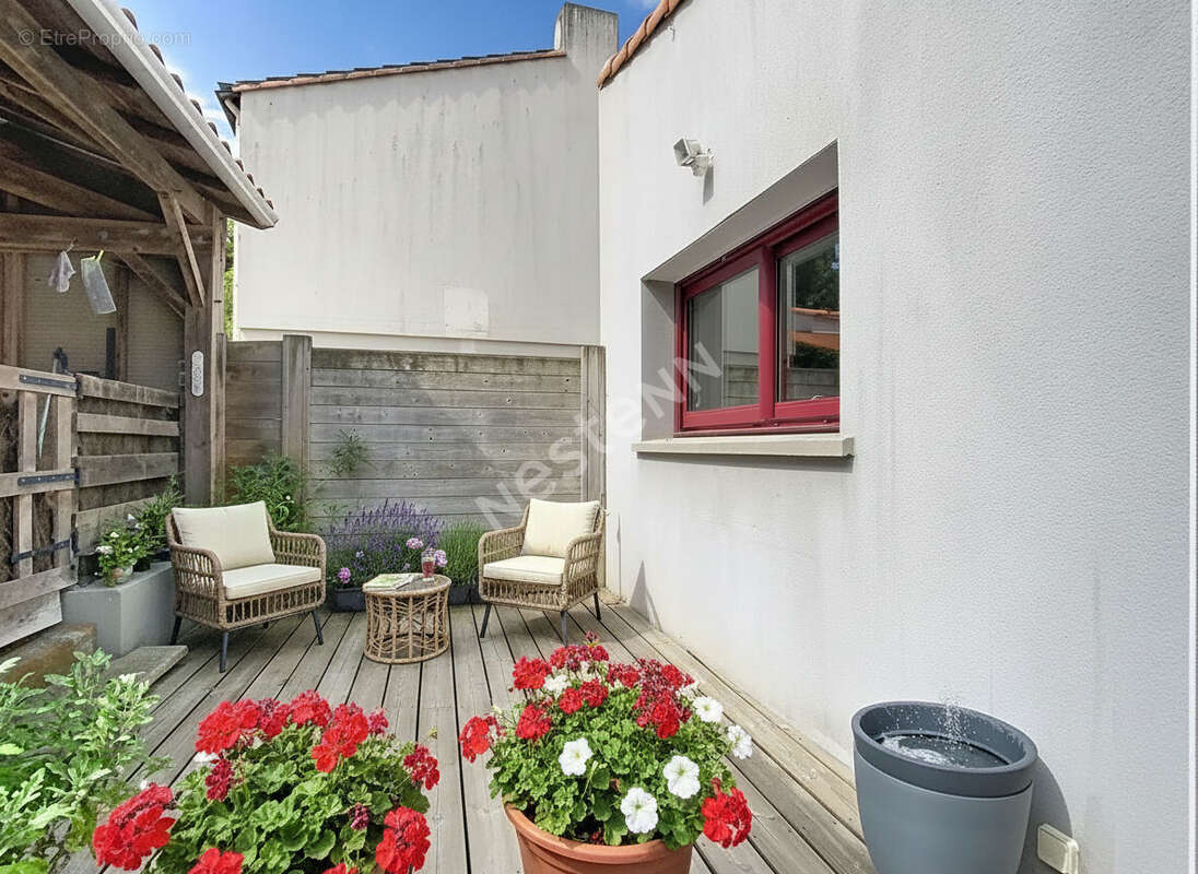 Maison Mouzillon  À seulement 5 minutes de Clisson ; À 5 minutes de Vallet ; À 4 minutes de l'axe Nantes?Cholet ; À 25 minutes d - photo 3
