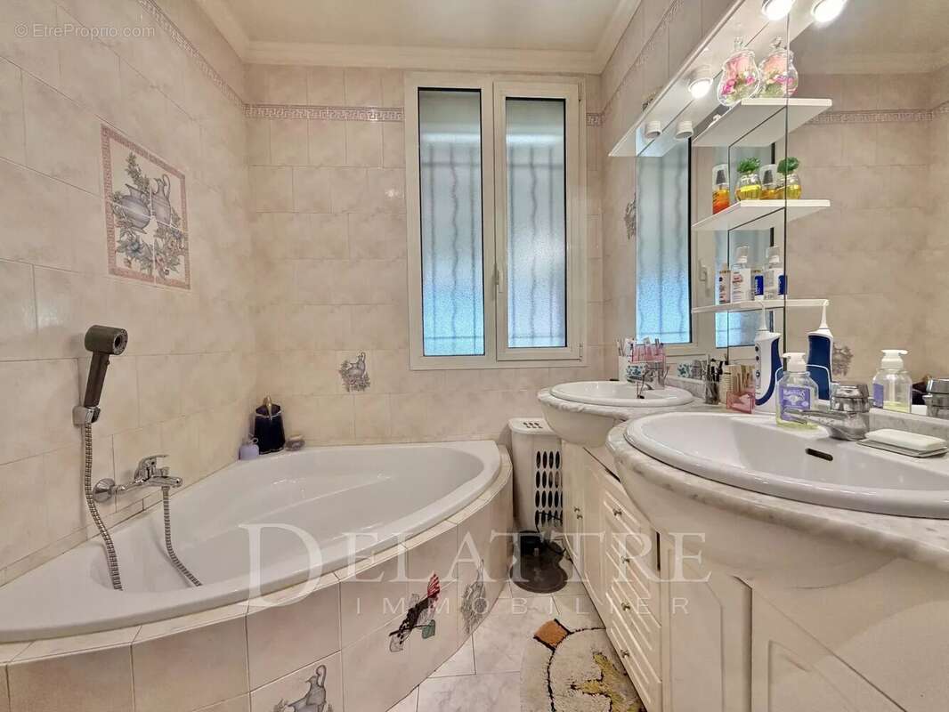 Maison à ANTIBES