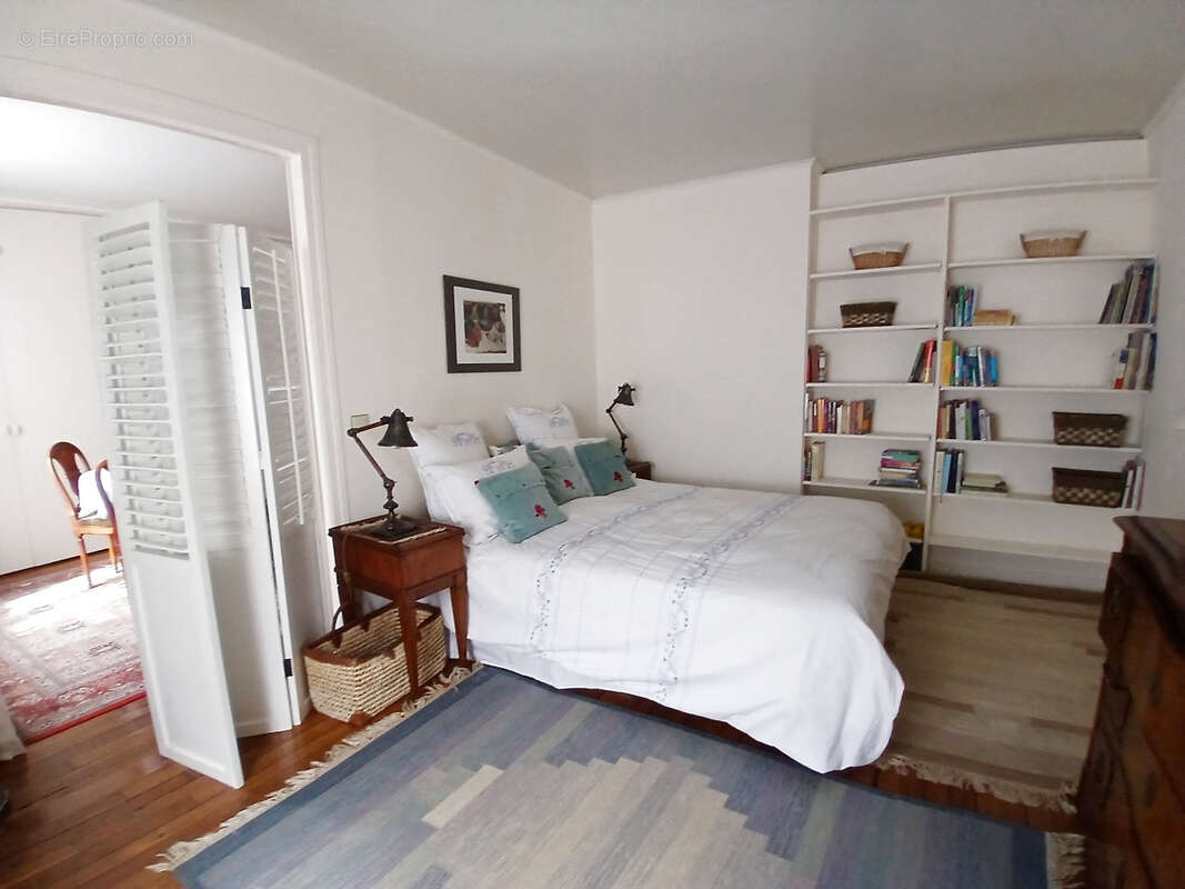 Appartement à PARIS-12E