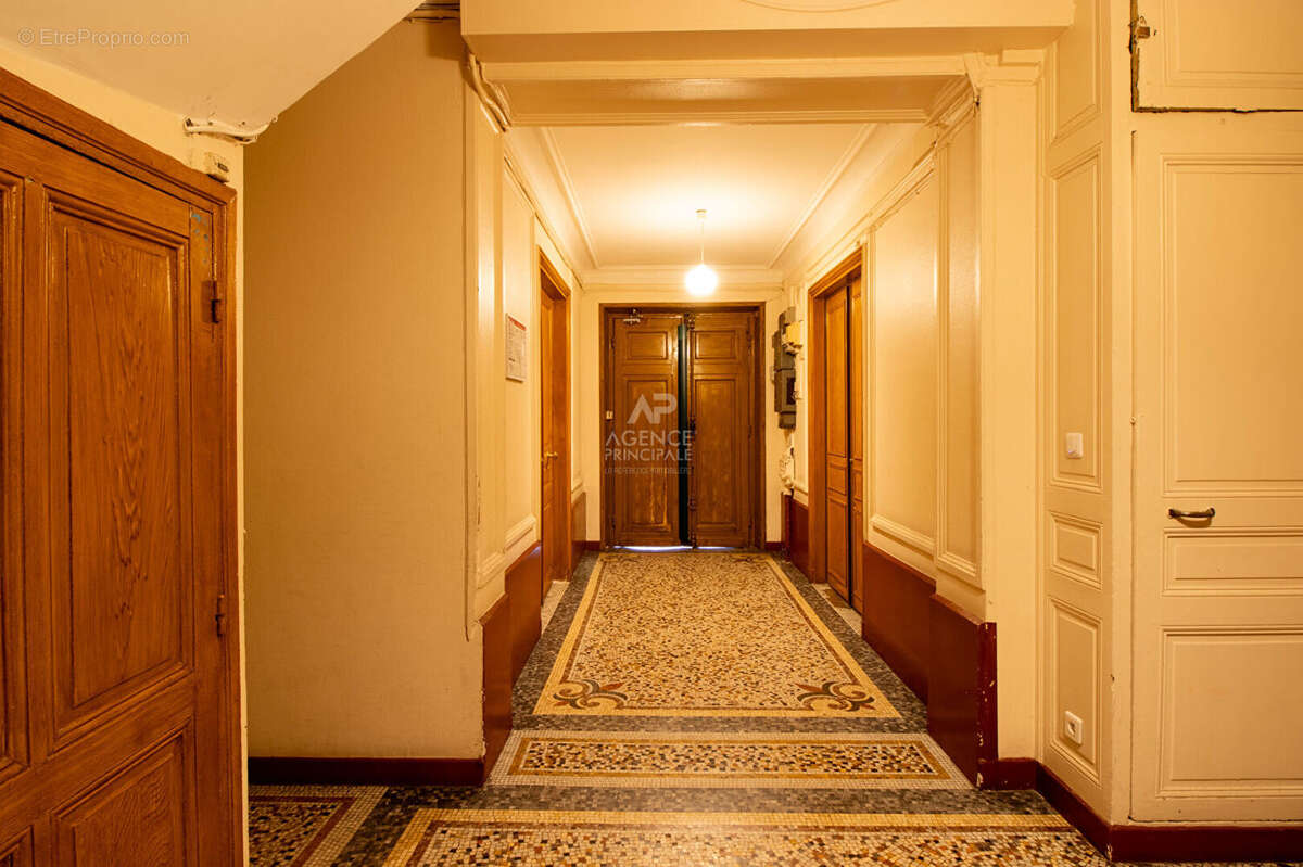 Appartement à PARIS-19E