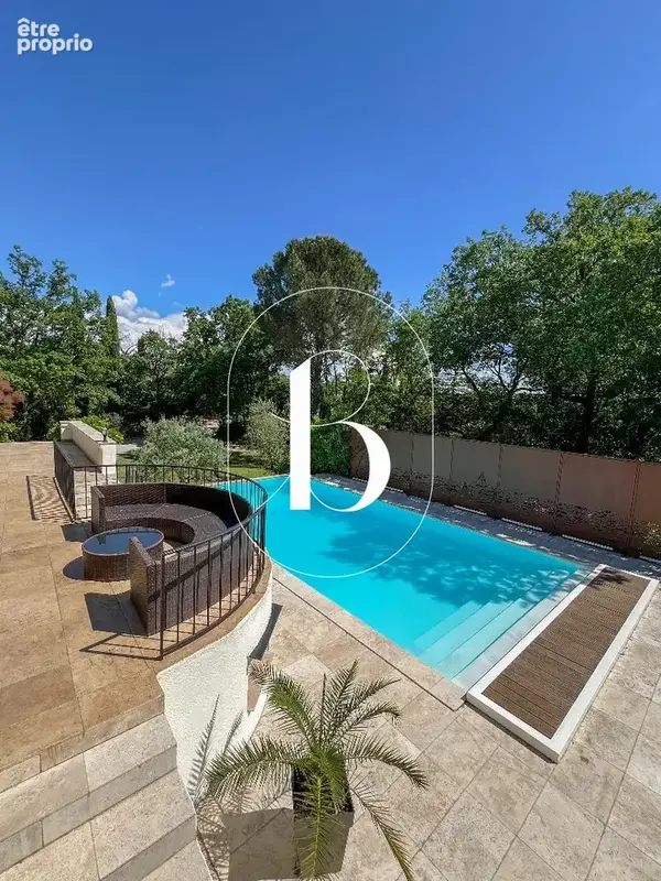 Maison 225 m² à Goudargues  - photo 8