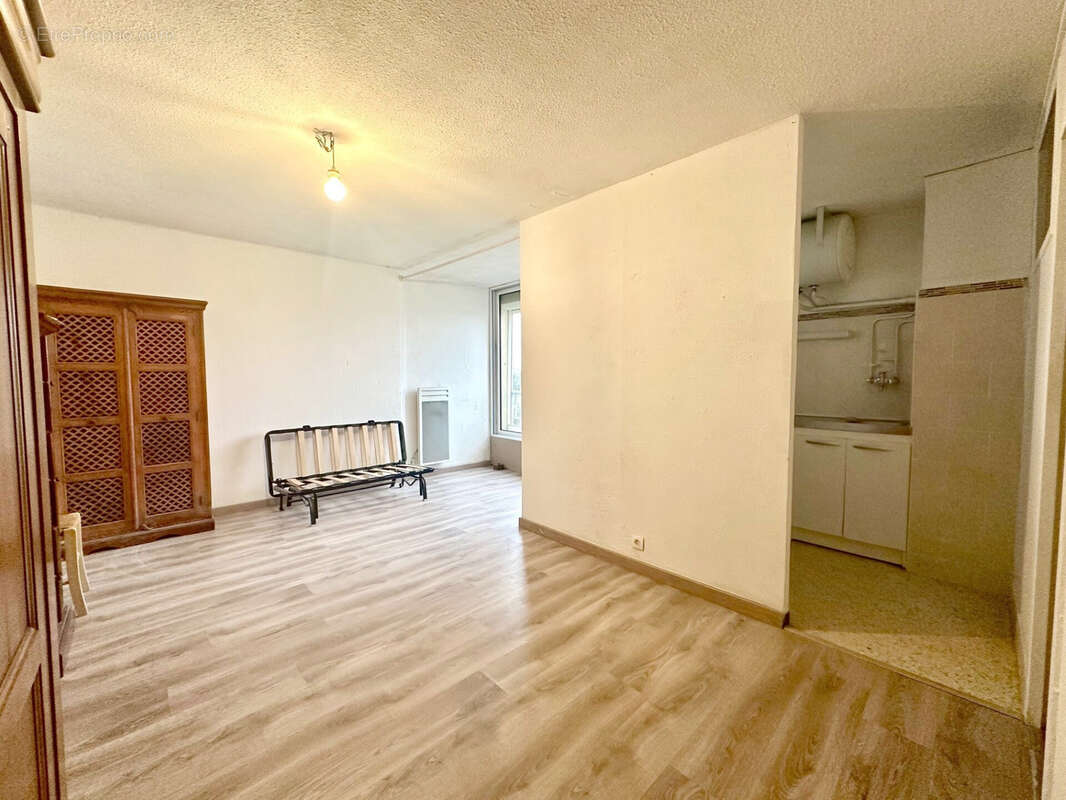 Appartement à CANDILLARGUES