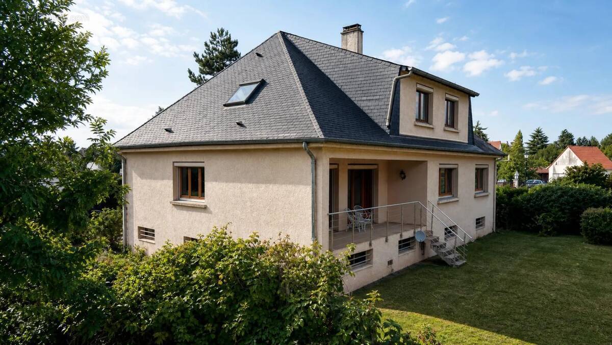 Maison à COURGENT