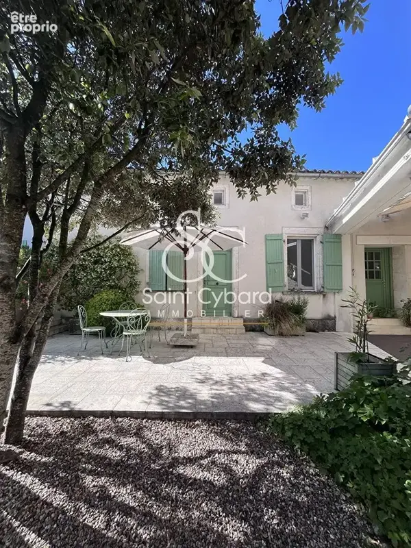 Maison à CHAMPNIERS