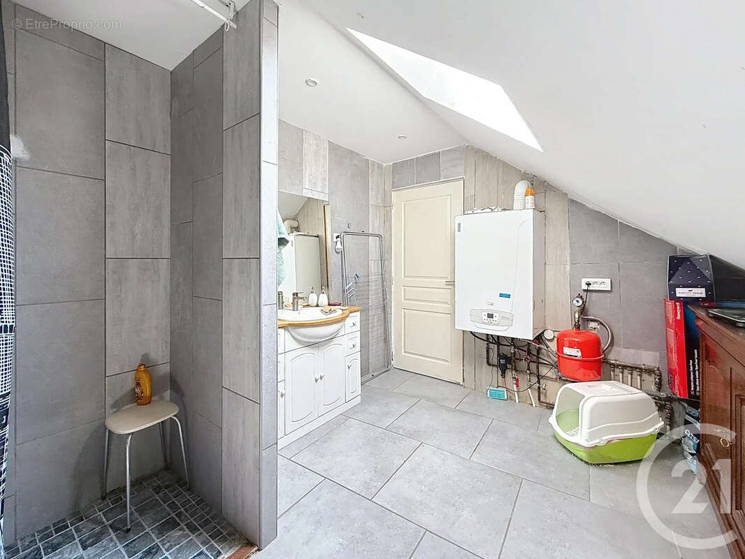 Maison à MIREBEAU-SUR-BEZE