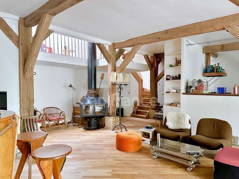 Appartement à PARIS-11E