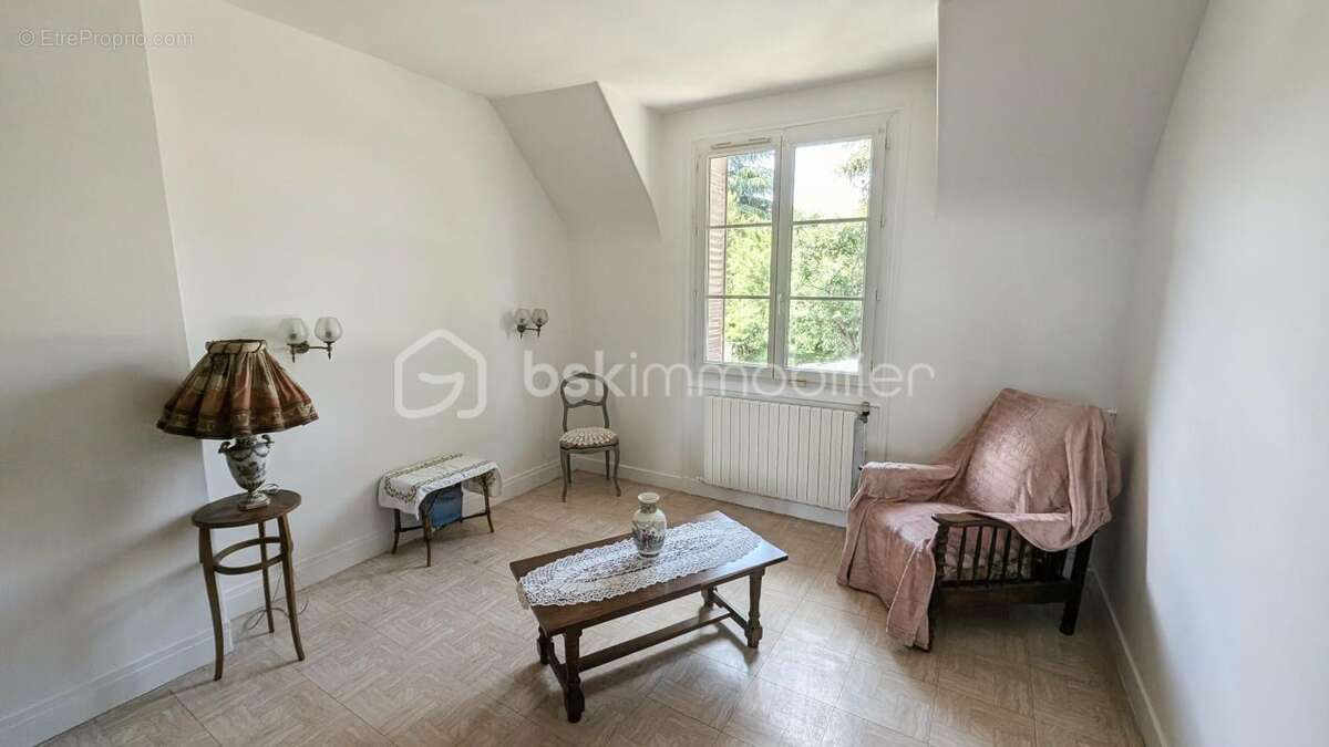 Maison à SAVIGNY-SUR-ORGE