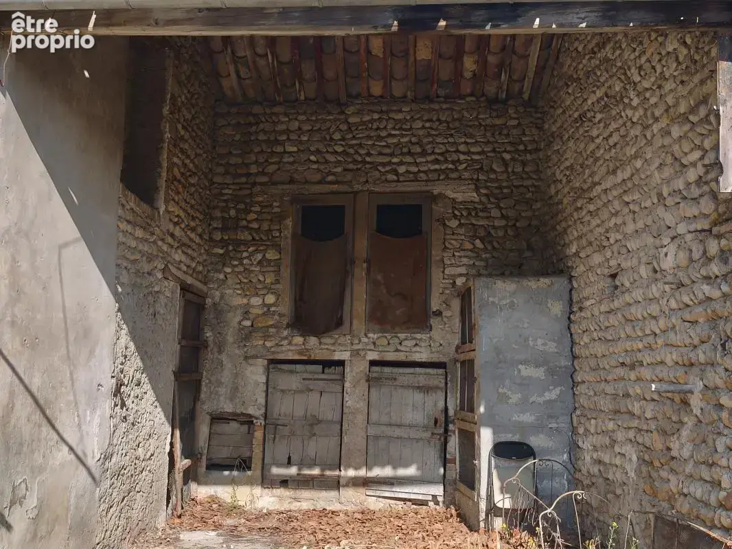Maison 4 pièces 383 m² à vendre à Saint-Maurice-Sur-Eygues (26110) - photo 7