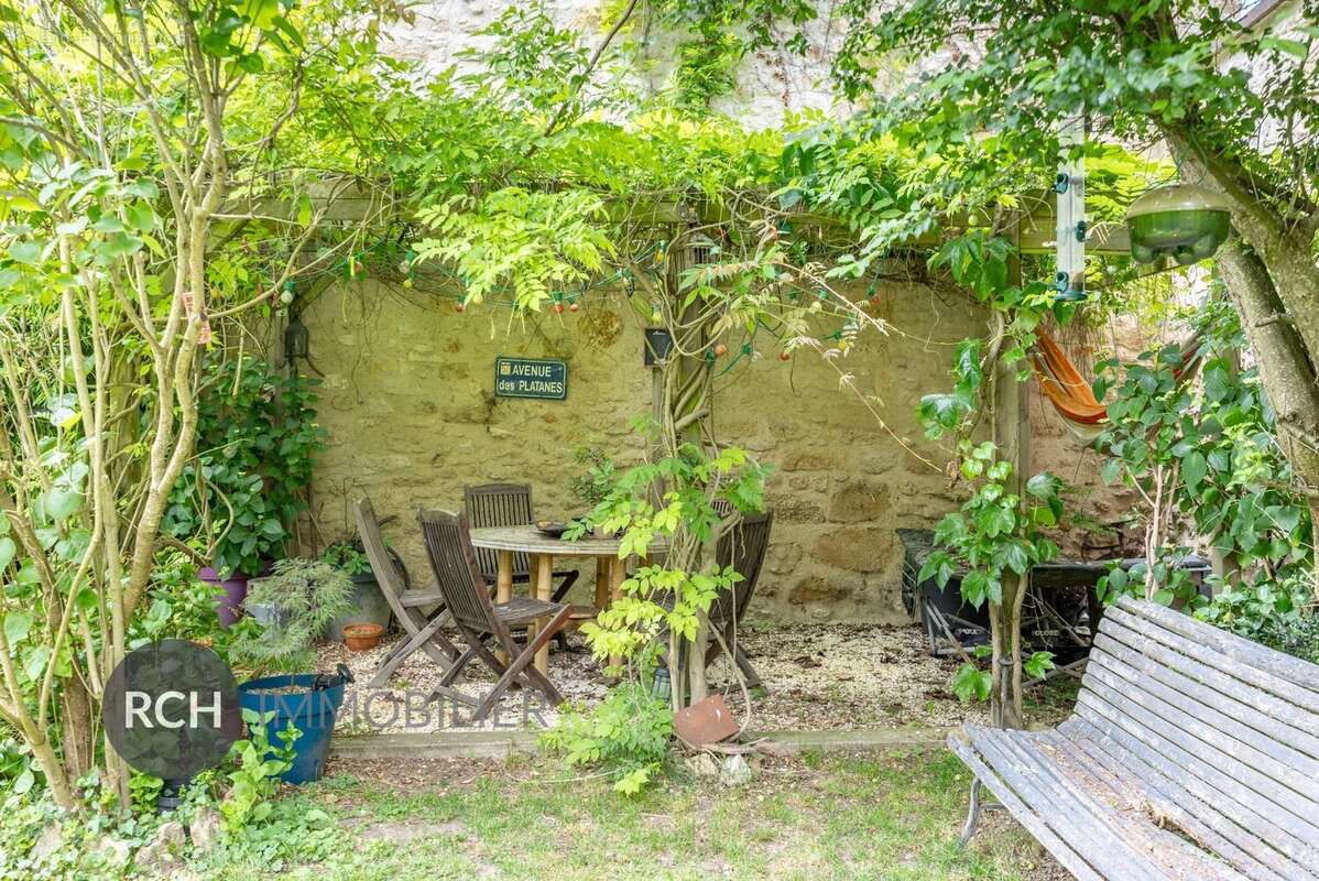 Maison à MEZY-SUR-SEINE