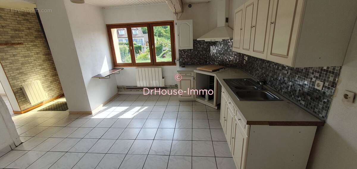 Maison à NEUILLY-EN-THELLE