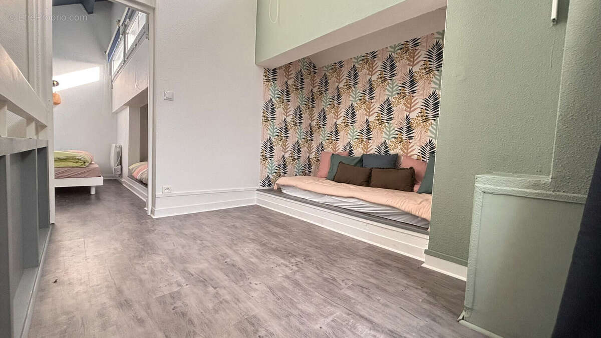 Appartement à COMBRIT
