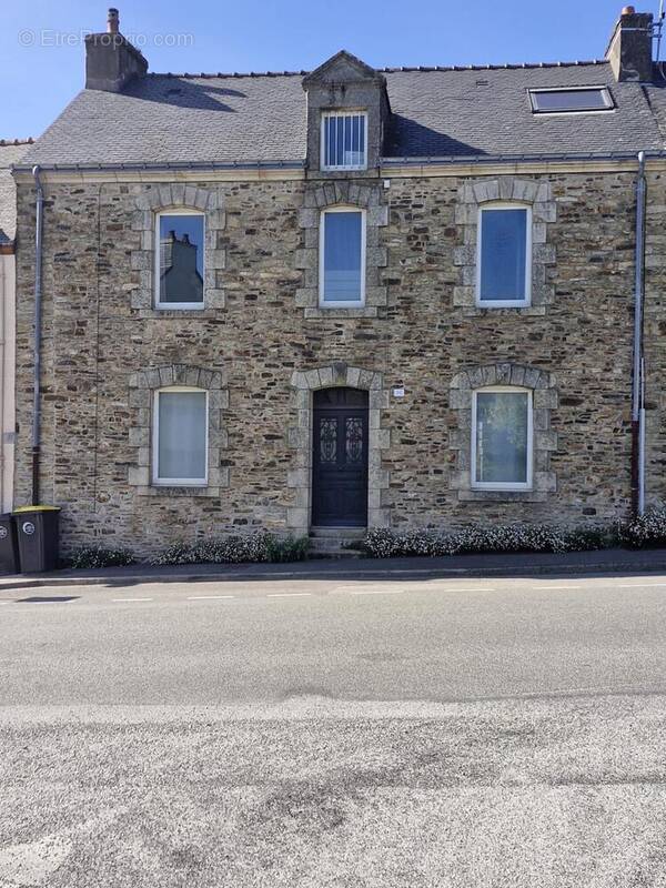 Photo 1 - Maison à PLUVIGNER