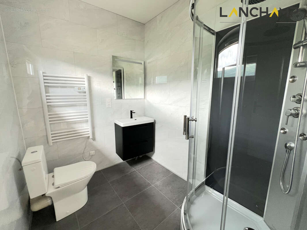 Appartement à SEYSSEL