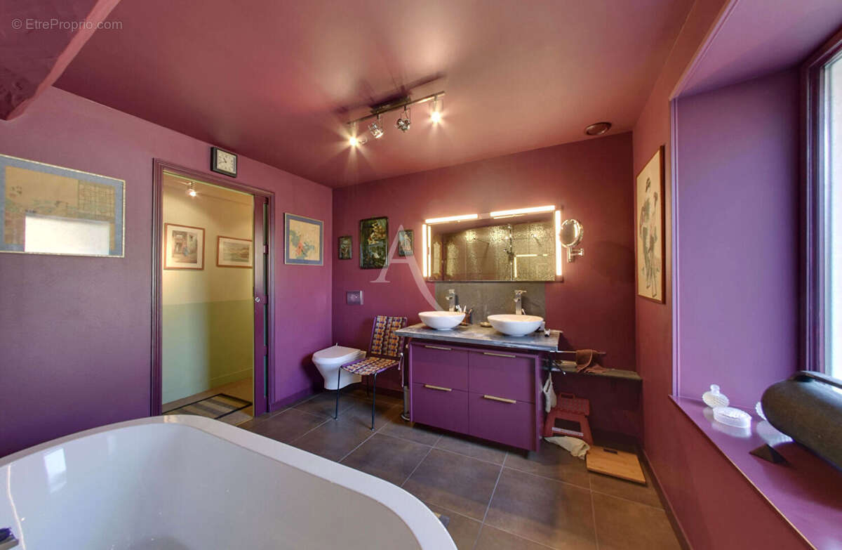 Maison à CHAMPS-SUR-YONNE