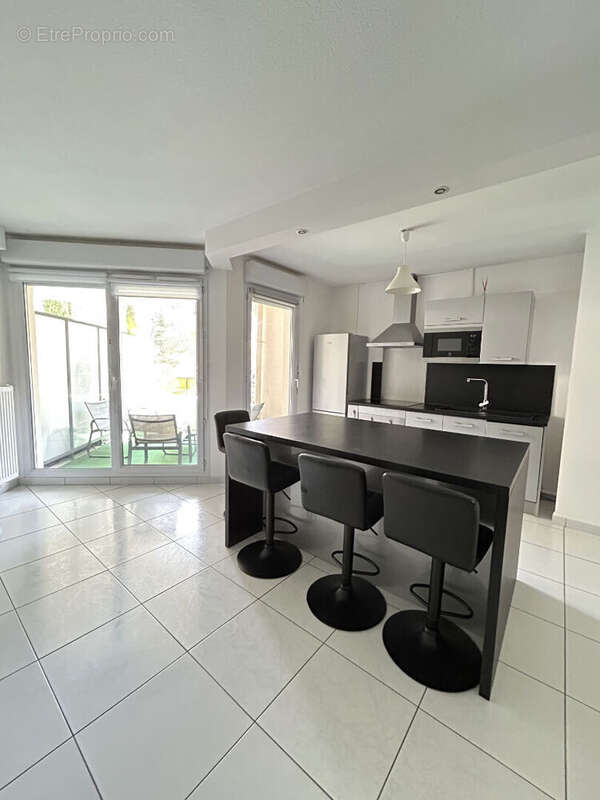 Appartement à TASSIN-LA-DEMI-LUNE