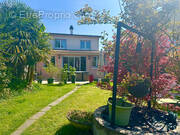 Maison à CORBEIL-ESSONNES