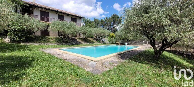 Photo 1 - Maison à SAINT-HILAIRE-DE-BRETHMAS