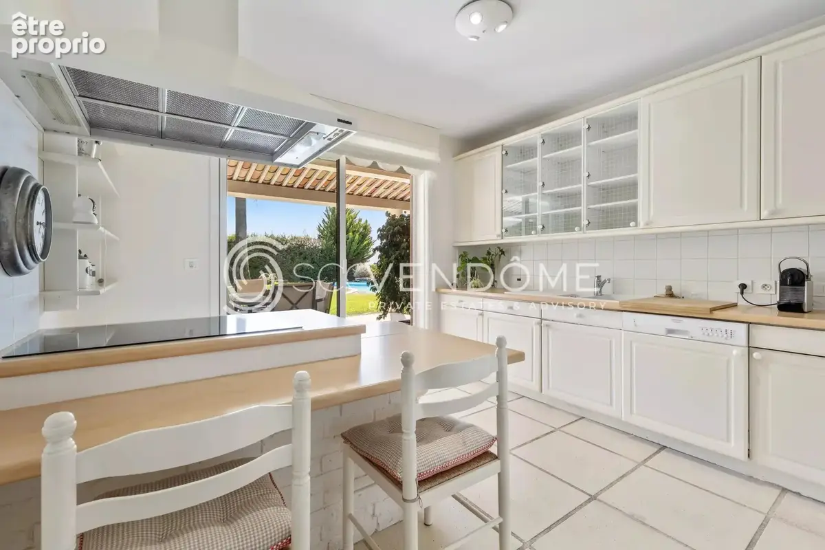 Cannes californie  villa provencale et annexes terrain plat a vendre - photo 7