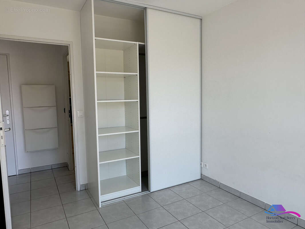 Chambre 1 avec dressing  - Appartement à MARSEILLE-14E