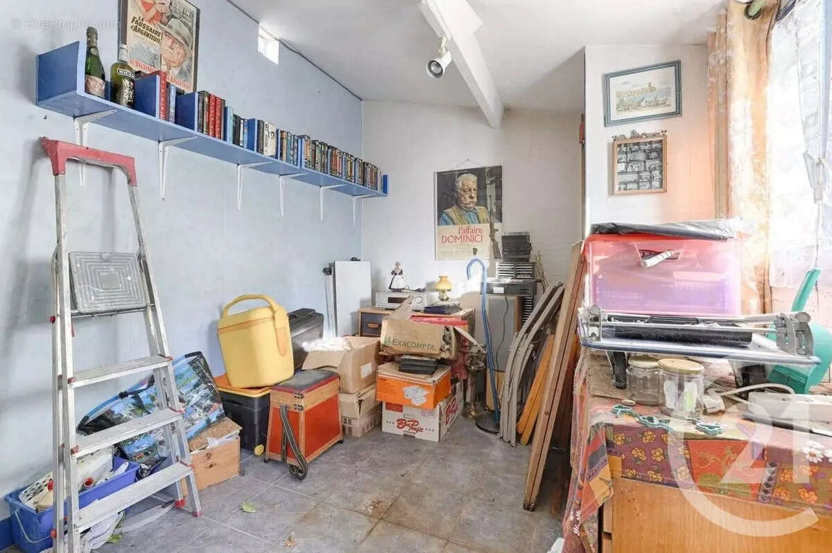 Appartement à SAINT-MAUR-DES-FOSSES