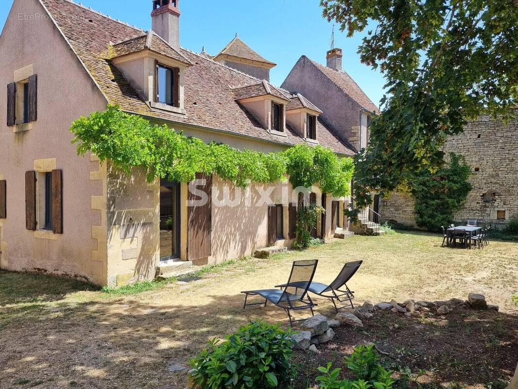 Maison à TANNAY