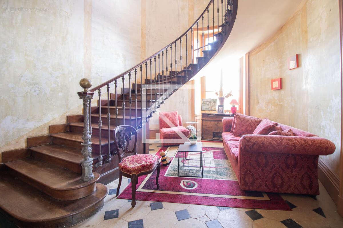 850 m² à Chantonnay  - photo 6