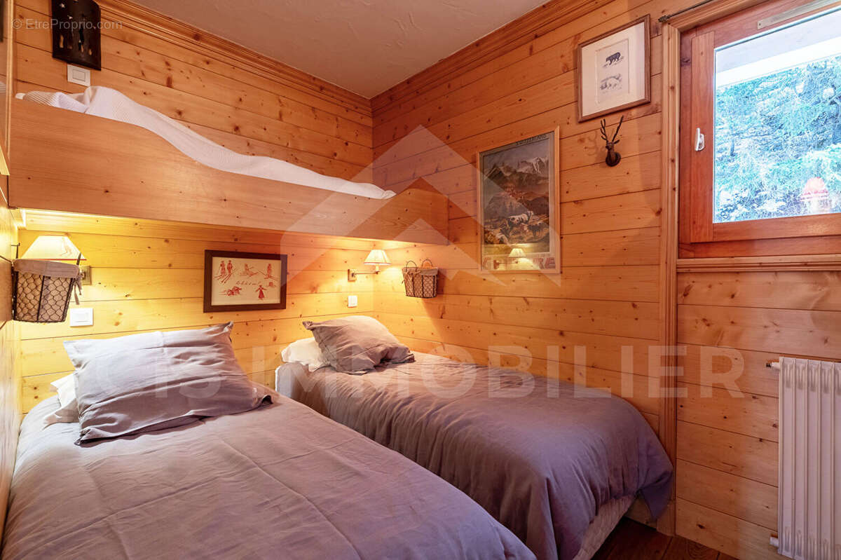 Appartement à LES ALLUES