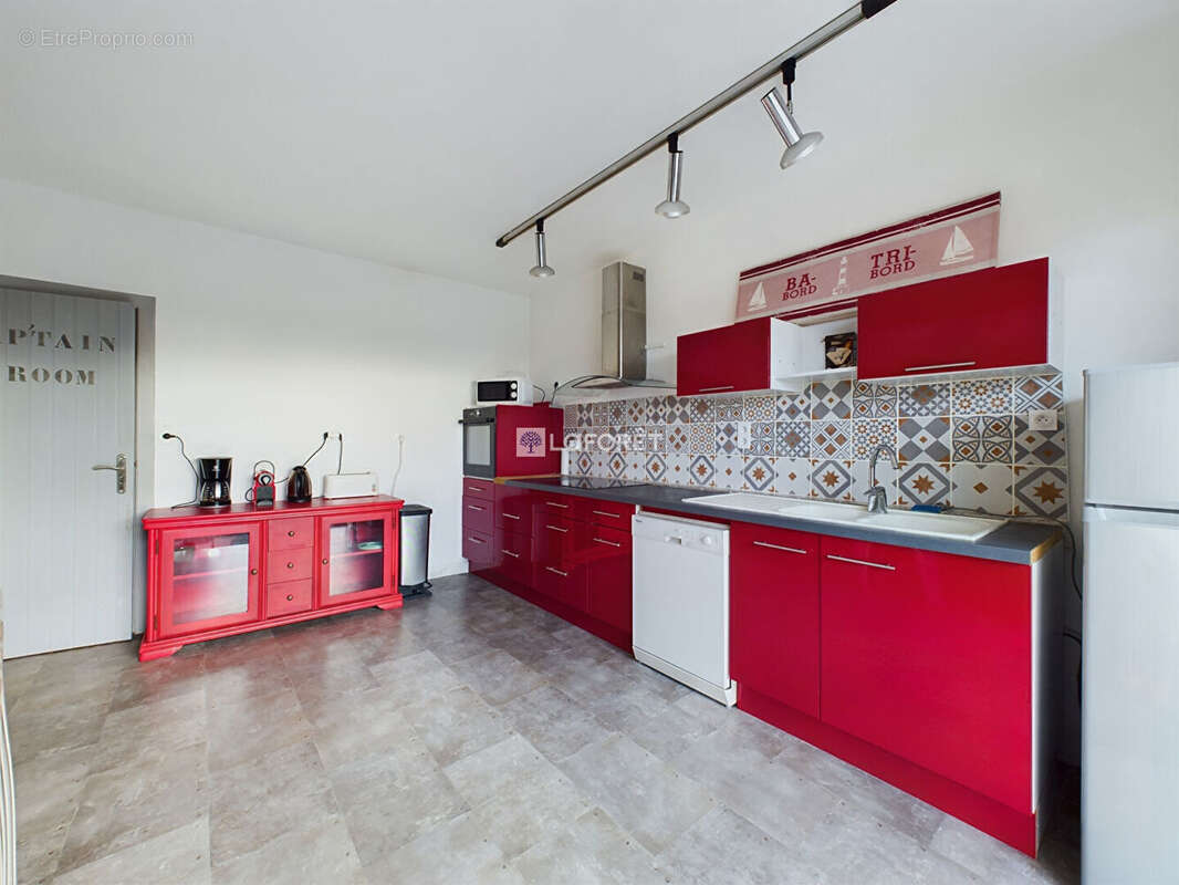 GUILVINEC - Maison T4 devant la plage avec vie de plain-pied - photo 6