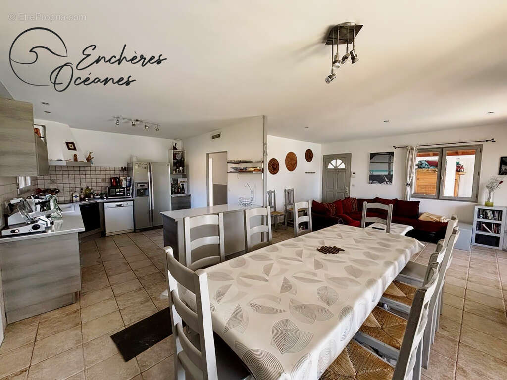 Maison à BENESSE-MAREMNE