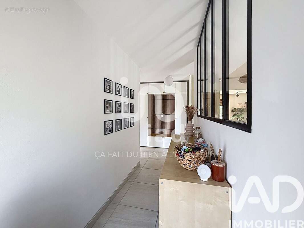 Photo 9 - Maison à SAINTRY-SUR-SEINE
