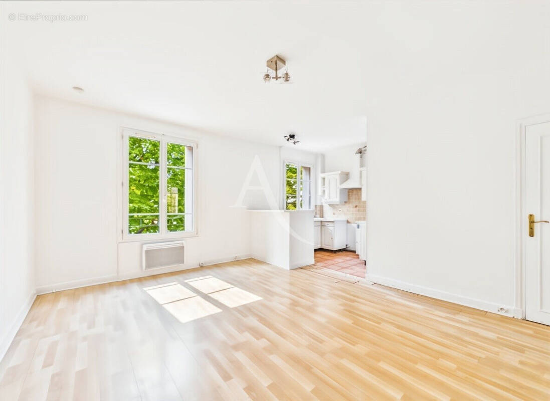 Appartement à SAINT-MAUR-DES-FOSSES