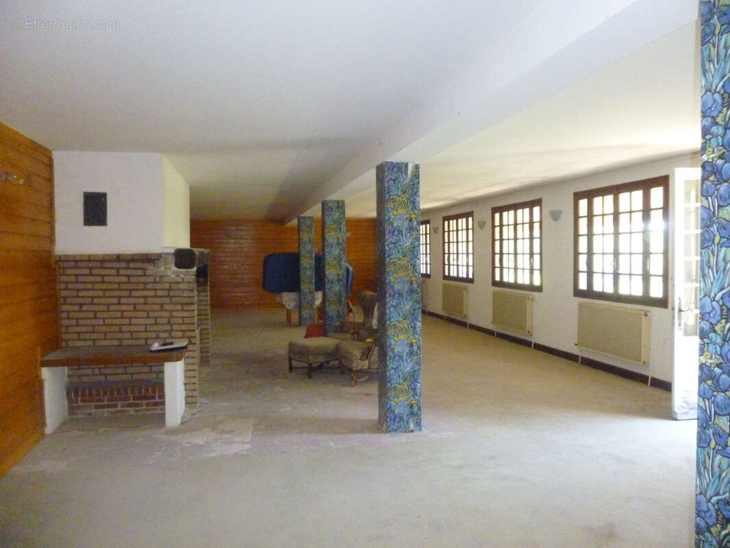 Maison à NOTRE-DAME-DE-LA-ROUVIERE