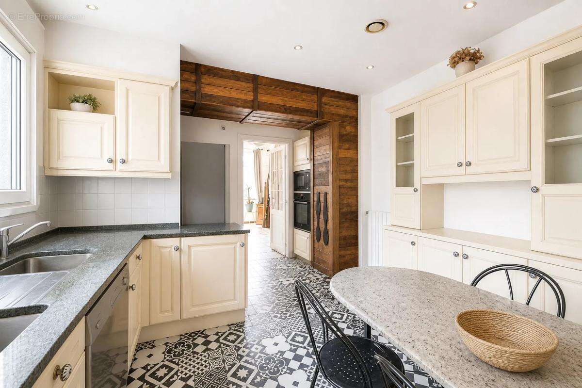 Maison de 5 pièces de 126 m² à Fresnoy-la-Rivière - photo 2