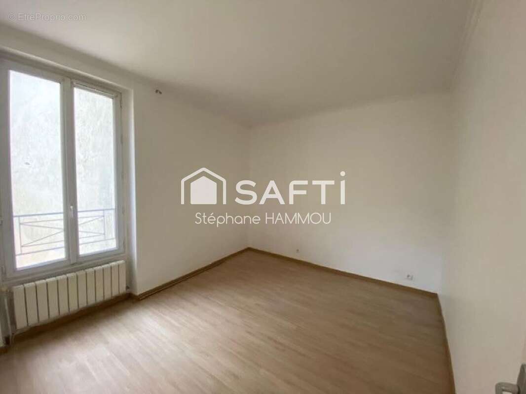 Photo 4 - Appartement à LA FERTE-SOUS-JOUARRE