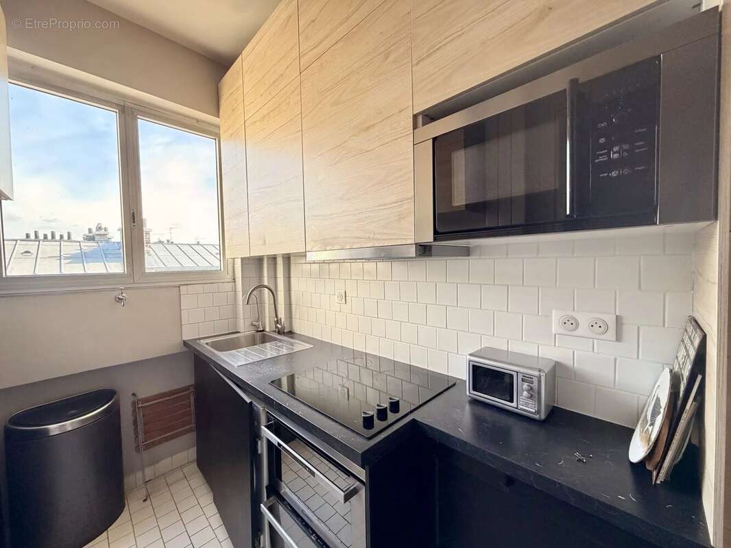 Appartement à NEUILLY-SUR-SEINE