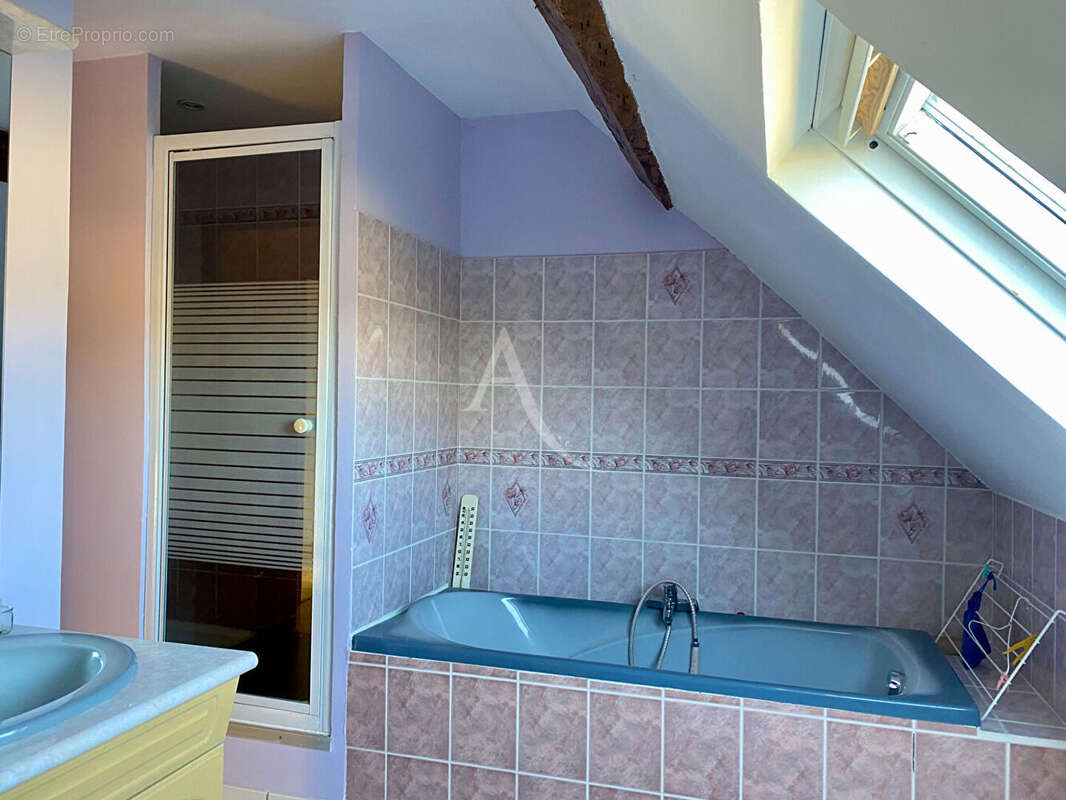 Maison à CONTRES