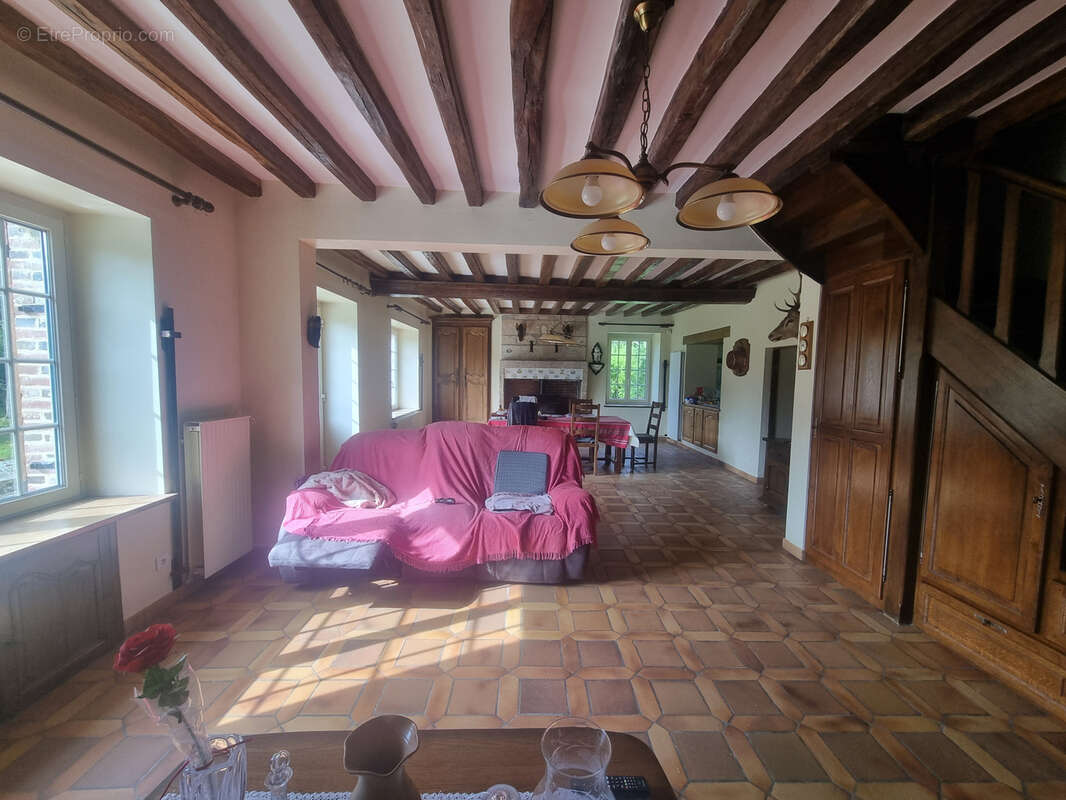 Maison à LE MELE-SUR-SARTHE