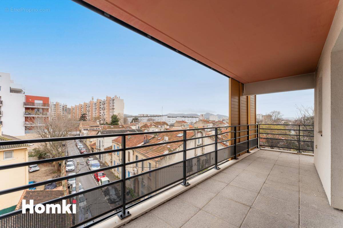 Appartement à MARSEILLE-10E