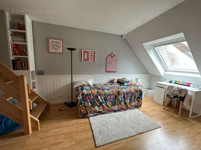 Maison à BURES-SUR-YVETTE