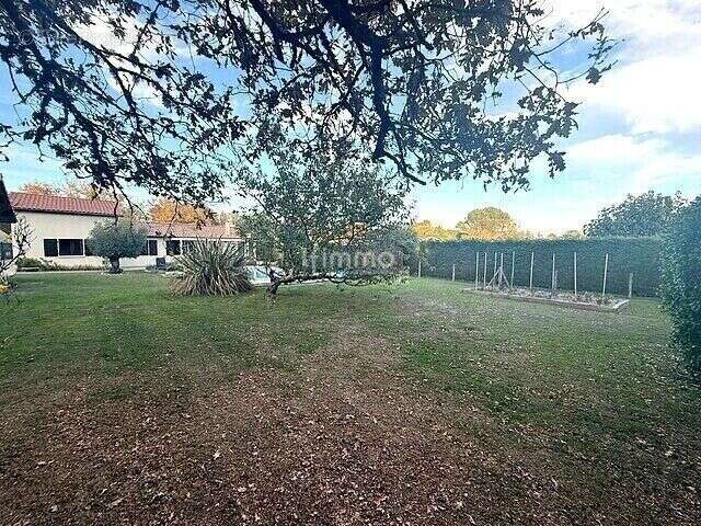 Maison à SAINT-MICHEL-DE-RIEUFRET