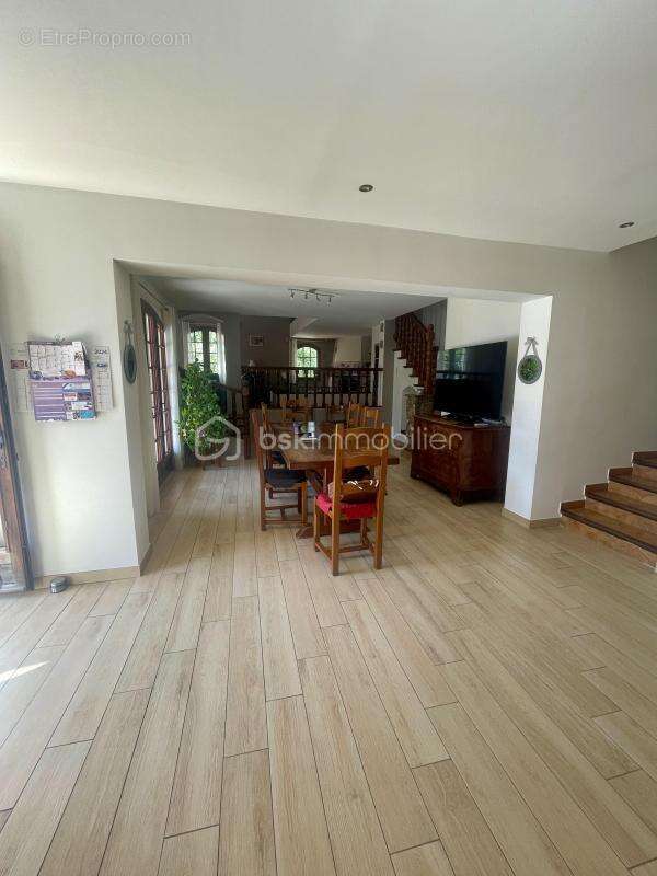 Maison à SIX-FOURS-LES-PLAGES