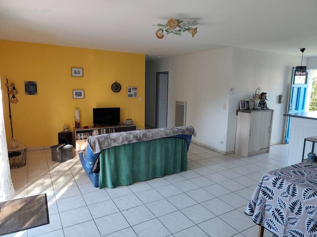 Maison à vendre 3 pièces MARENNES (17) - photo 8