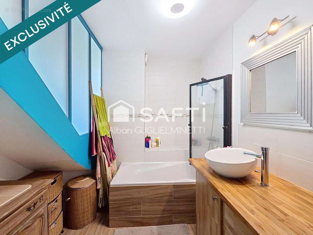 Photo 8 - Appartement à VARCES-ALLIERES-ET-RISSET