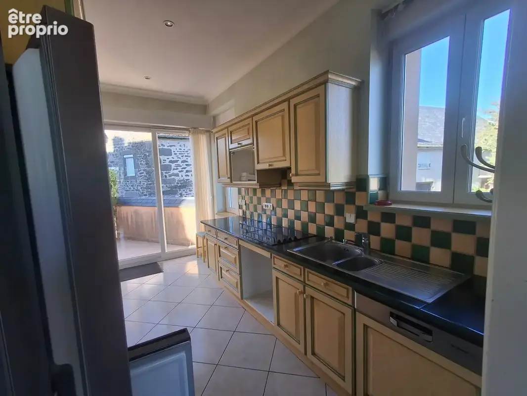 Maison 6 pièces 146 m² à vendre à Neuveglise (15260) - photo 2